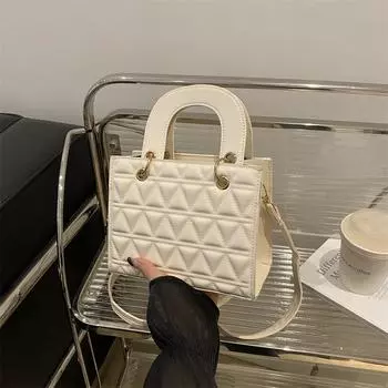 Premium texture rhombus handbag bag women s 2025 trendy fashion Princess Diana bag versatile shoulder messenger bag women синий