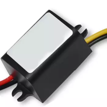 Преобразователь питания 12 В в 9 В 2 А Высокоэффективный Стабильный выход Автомобильный понижающий адаптер питания