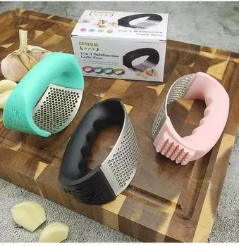 Пресс для чеснока из нержавеющей стали, измельчитель чеснока с овощечисткой и щеткой для чистки, дробилка для чеснока из нержавеющей стали для измельчения чеснока, кухонные принадлежности One Size чёрный