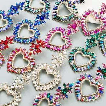 Преувеличенные геометрические серьги из сплава с кристаллами в форме сердца, женская индивидуальность, преувеличенные серьги с темпераментом для уличной фотографии OneSize красный