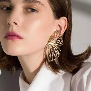 Преувеличенные модные полые серьги-гвоздики в виде крыльев бабочки для женщин и девушек, подарочные украшения оптом золотой