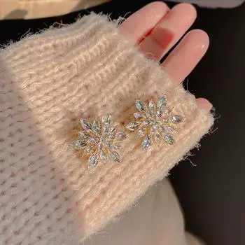 Преувеличенные роскошные серьги-гвоздики в виде цветка для женщин, элегантный дизайн, свадебные украшения, подарки на День святого Валентина