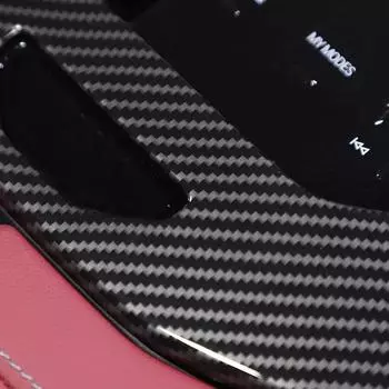 Превосходная защита от выцветания с помощью накладки на рамку центральной консоли из углеродного волокна для BMW 5 серии G60 2024 CHINA