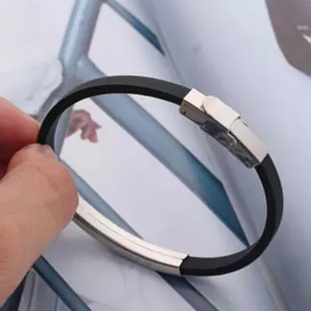 Прибытие Бутик Спортивные Ювелирные Изделия Персонализированный Уличный Стальной Браслет Силикон Титан