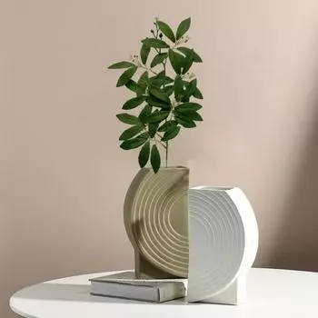 Причудливый цветок из искусственного шелка Яркий внешний вид Устойчивость к ультрафиолетовому излучению Легкий уход B