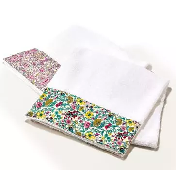 Prima Rosetta Liberty Bath Towel Luxury bath towel made from UK Liberty fabric Great for celebrations &COTTON (Yellow/Pink (1 each)