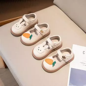 Принцесса для девочек 2024 года, новые детские туфли на мягкой подошве из кожи, модные и милые детские туфли-бум 20-25 yards whole box 48 pairs starting