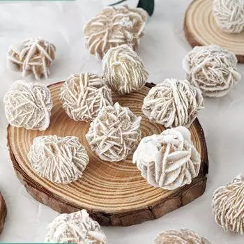 Принесите удачу Хрустальный камень Минеральный необработанный камень Натуральная пустынная роза Шахта Странные каменные украшения