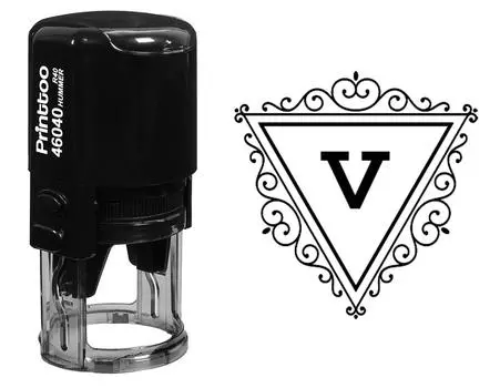 Printtoo Office Стационарная треугольная вихревая рамка V Алфавитная монограмма Initial R-40 Self Inking Rubber 30 mm Diameter (Approx) синий