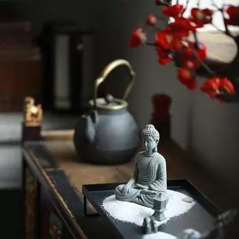 Привлекательная ручная роспись Широко используемый статуя Будды Рабочий стол Мини Сидя фигурка Бытовые принадлежности S A