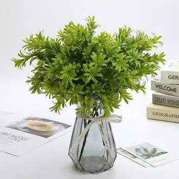 Привлекательное искусственное растение, реалистично выглядящее, долгая продолжительность жизни создает атмосферу зелёный