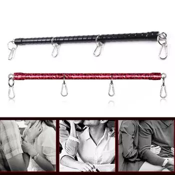 Прочная металлическая рама с уникальными креплениями для крючков добавит веселья и азарта взрослым, любящим приключения B