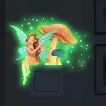 Прочная наклейка на стену светится в темноте без остатков, добавляет атмосферу