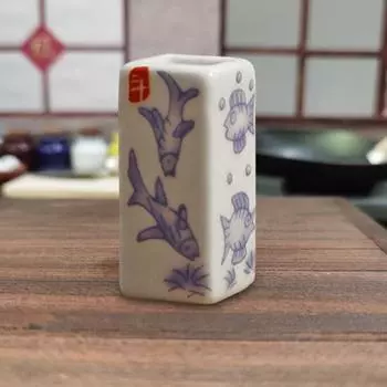 Прочный широко используемый китайский стиль миниатюрный орнамент столовая посуда хранение для кукольного дома C