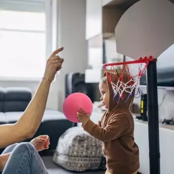 Прочный высокоэластичный безопасный детский мяч из мягкой пены бесшумный для дома оранжевый