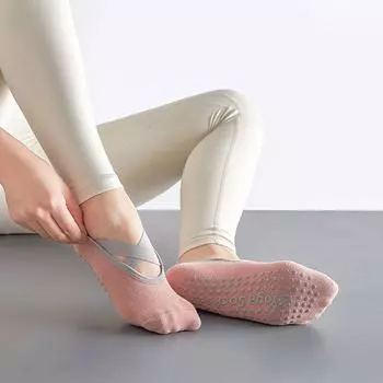 Профессиональные носки для йоги женские нескользящие короткие спортивные невидимые носки-лодочки с перекрестными ремешками для батута, пилатеса, влагоотводящие, тонкие Meat powder