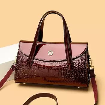 Простая элегантная и модная сумка из натуральной кожи на одно плечо чёрный