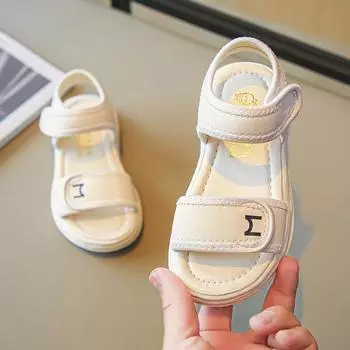 Простая детская обувь для мальчиков, нескользящая, летняя, 2023, новая, мягкая, детская, повседневная обувь, сандалии для девочек, нескользящая, детская, универсальная 26 чёрный