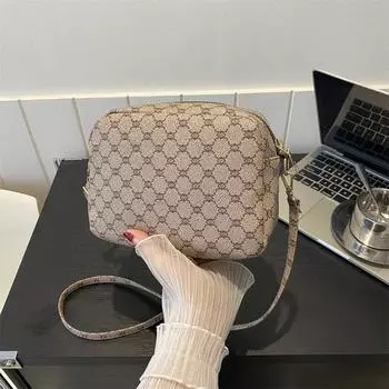 Простая фактурная сумка женская 2024 новый тренд простая повседневная сумка через плечо в иностранном стиле маленькая подвесная сумка косая пролетная маленькая квадратная сумка темно-коричневого