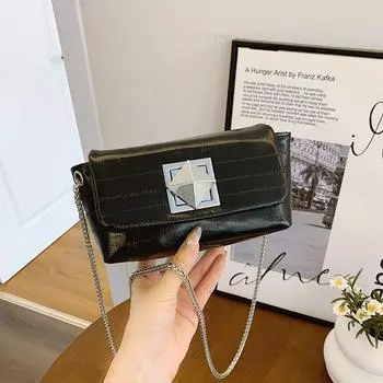 Простая и модная летняя новая повседневная тенденция 2024 года, маленькая квадратная сумка, модная сумка через плечо, персонализированная сумка-мессенджер большой вместимости чёрный