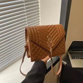 Простая и модная маленькая квадратная сумка-мессенджер для женщин, простая сумка в иностранном стиле для женщин 2024 года, новая летняя повседневная модная сумка через плечо чёрный