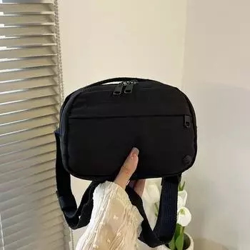 Простая и модная сумка через плечо 2024 года, летняя новая ретро-повседневная большая нагрудная сумка, поясная сумка, косая маленькая квадратная сумка для женщин чёрный