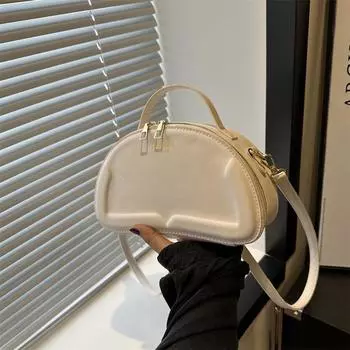 Простая и модная сумка-ракушка большой вместимости, летняя новая модная корейская версия сумки, сумка через плечо с нишевым дизайном чёрный