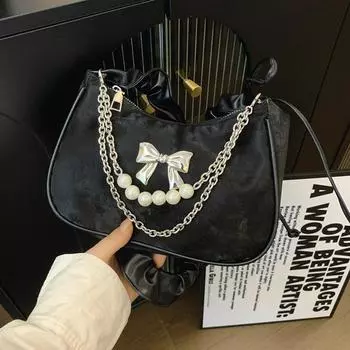 Простая и модная женская сумка подмышкой 2024 года, новая летняя сумка через плечо в иностранном стиле, простая и модная маленькая квадратная сумка для поездок на работу чёрный