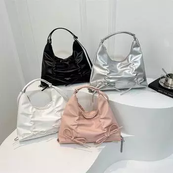 Простая и модная женская сумка-тоут. Весной новая сумка через плечо большой вместимости для поездок на работу. Простая и модная сумка через плечо для женщин.