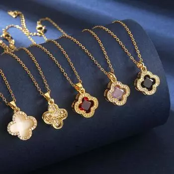 Простая и роскошная двухслойная цепочка в виде клевера на ключицу.