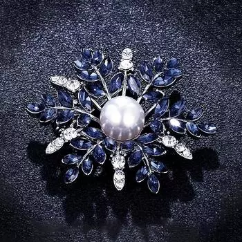 Простая имитация хрустальной снежинки брошь женственная жемчужина брошь нишевый дизайн булавка костюм с аксессуарами
