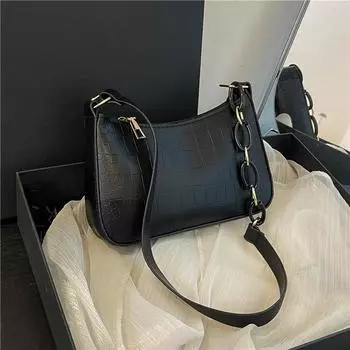 Простая маленькая квадратная сумка, повседневная сумка-мессенджер для женщин, лето 2024, новая модная маленькая квадратная сумка, простая повседневная популярная маленькая сумка чёрный