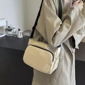 Простая маленькая сумка 2024 года, новая тенденция, корейская версия, сумка на плечо, студенческая мода, для отдыха, спорта, косая сумка чёрный