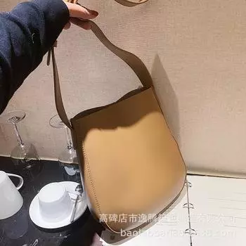 Простая маленькая женская сумка 2024 года, модная новая универсальная сумка-ведро, высококачественная текстура, универсальная сумка-мессенджер для поездок на работу хаки