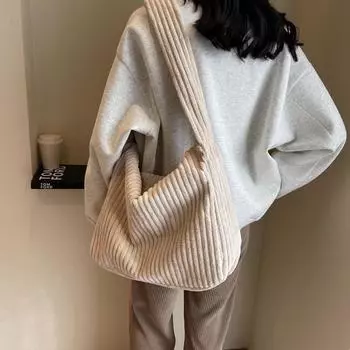 Простая модная сумка через плечо из вельвета, большая вместимость, классический тренд, подходит для всех типов женщин.