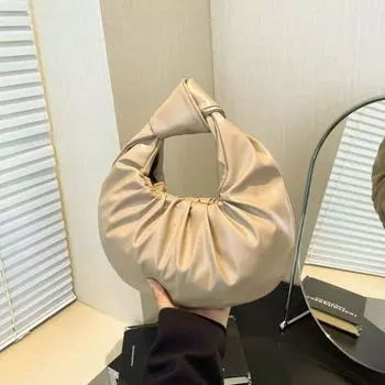 Простая плиссированная сумка в стиле ретро в форме полумесяца 2024 года, новая корейская версия, модная нишевая дизайнерская сумка чёрный