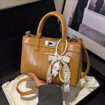 Простая повседневная сумка Niche Design, женская трендовая сумка через плечо, сумка-мессенджер с текстурой премиум-класса коричневый