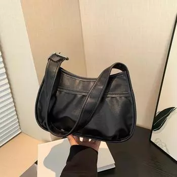 Простая студенческая сумка-мессенджер большой вместимости для женщин 2024 года, корейская версия новой сумки через плечо, нишевый дизайн, повседневная маленькая квадратная сумка чёрный