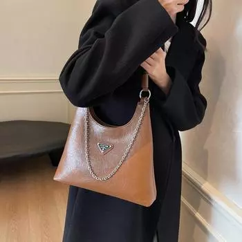 Простая сумка через плечо в стиле ретро, высококачественная цепочка, портативная женская сумка через плечо с креплением под мышкой. коричневый