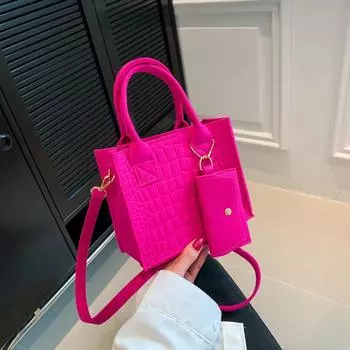 Простая сумка женская летняя сумка 2024 года, новый модный тренд, сумка через плечо, повседневная сумка-мессенджер для поездок на работу, маленькая квадратная сумка чёрный