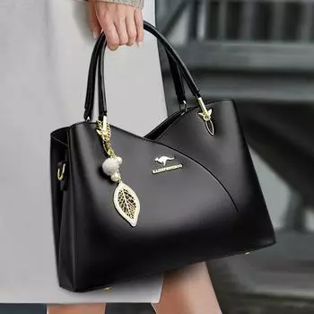 Простая, универсальная и вместительная женская сумка-тоут на одно плечо чёрный