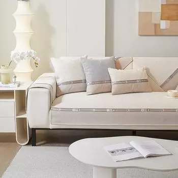 Простая высококачественная универсальная подушка для дивана Four Seasons с сердечками и листьями, роскошная универсальная подушка для дивана, чехол из синели 70*70CM