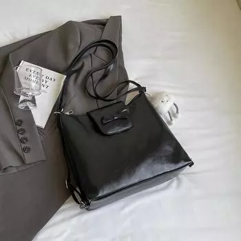 Простая женская сумка лето новая мода простой женский рюкзак простой большая вместимость сумка через плечо