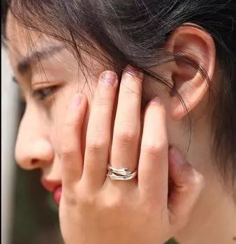 Простое и романтическое двуручное кольцо для объятий, женское открытие, модное креативное глянцевое золотое кольцо для пары, подарок на день Святого Валентина серый