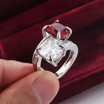 Простое и щедрое кольцо с красным цирконием сверкает AAA для посещения банкетов, мероприятий, годовщин, свадебных подарков resizable красный