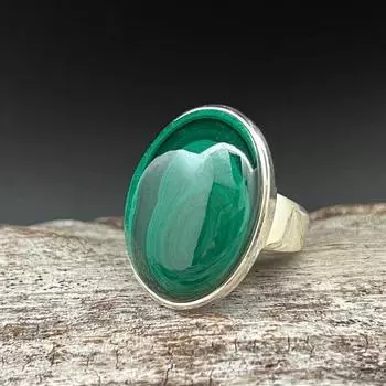 Простое овальное кольцо с малахитом, все размеры // Серебро 925 пробы // Кольцо с зеленым малахитом 5 Us зелёный