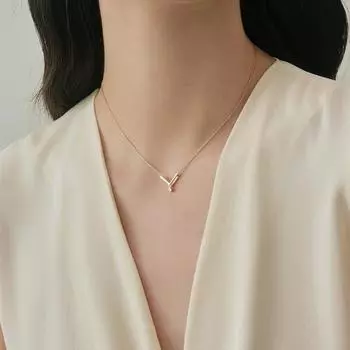 Простое женское ожерелье из стерлингового серебра 925 пробы с бриллиантами, интересный дизайн, осенне-зимняя цепочка для свитера, легкая роскошная цепочка на ключицу 925