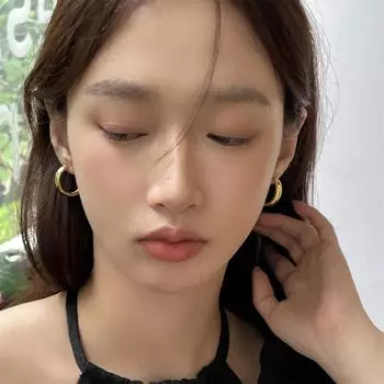 Простые атмосферные круглые серьги-пряжки High Sense Cold, женские серьги-игл из серебра 925 пробы, повседневные, универсальные, модные, стильные, индивидуальные 925 silver needles