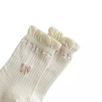 Простые белые носки. Универсальные милые женские носки с бантом и маленькими цветами. Носки среднего размера. Kawaii Harajuku Jk Lolita. Хлопковые носки для девочек. as the picture