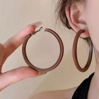 Простые геометрические преувеличенные круглые серьги для женщин чёрный